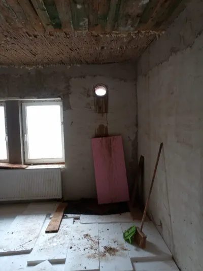 Jadrové vŕtanie otvoru pre rekuperáciu v panelákovom byte