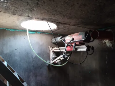 Bezprašné jadrové vŕtanie v obývanom byte Poprad